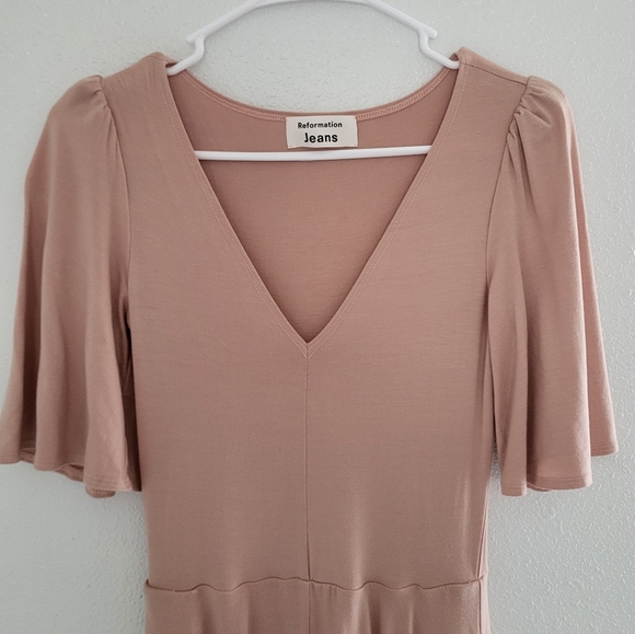 Reformation Gisella Midi Dress In Dust Pink - Picture 4 of 9